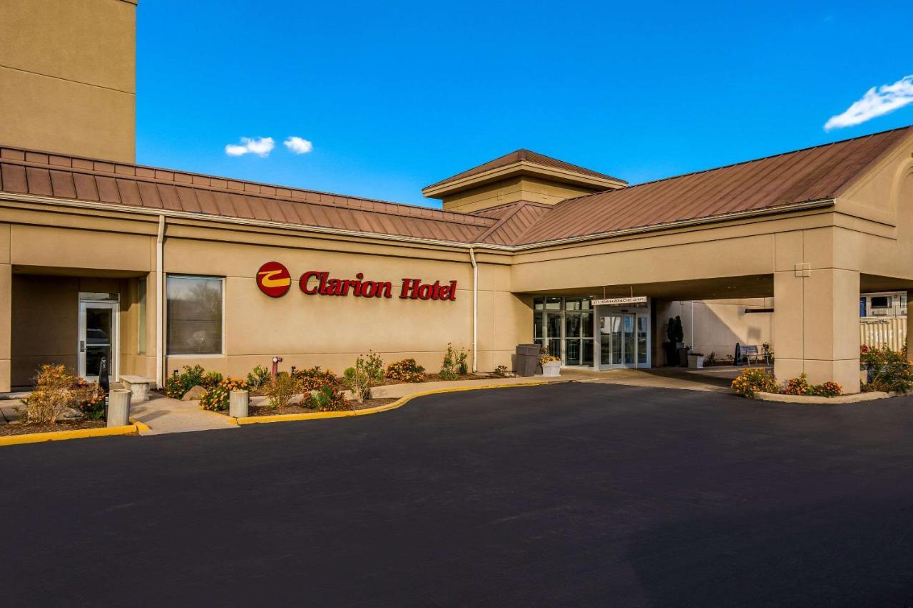 Clarion Hotel & Convention Center Joliet Buitenkant foto